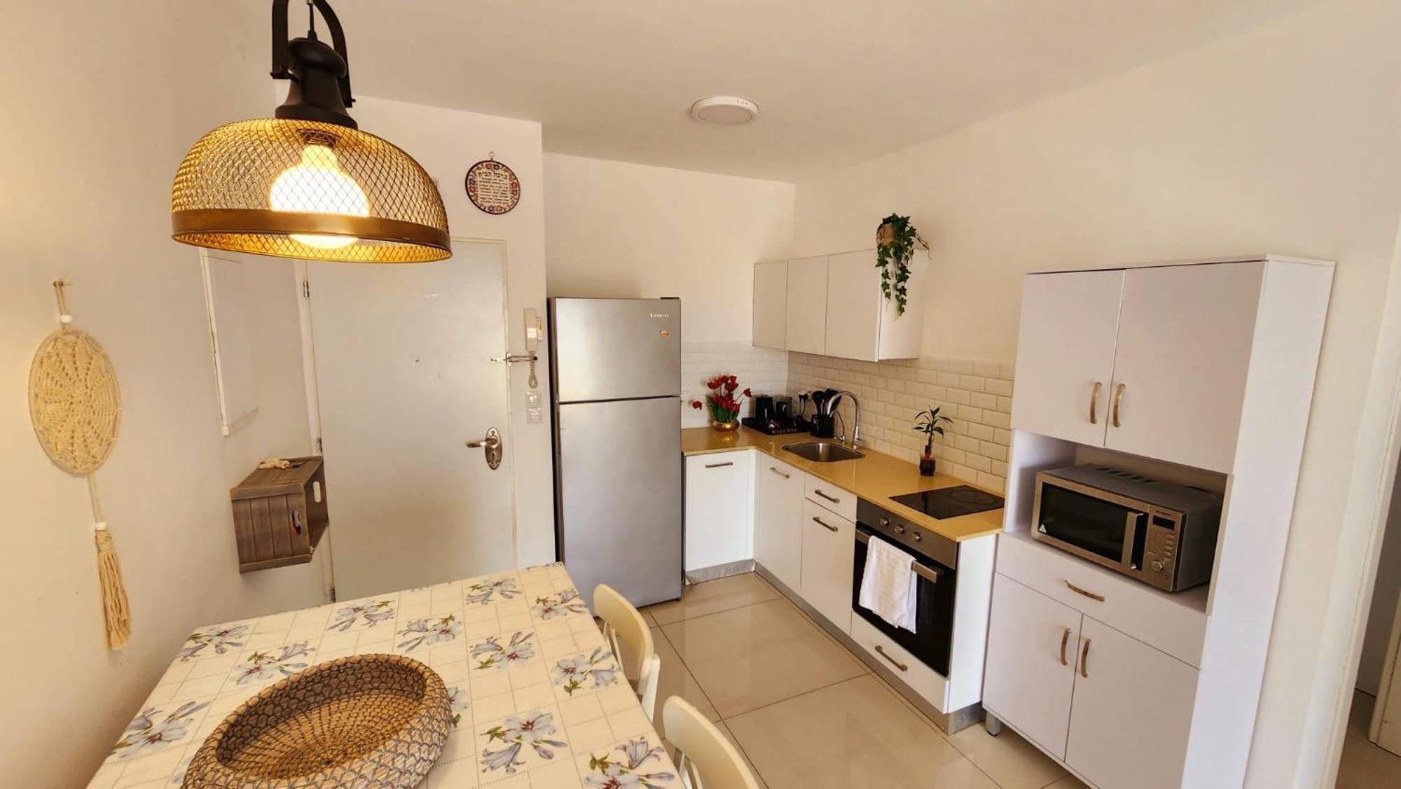 Melony Apartments Yam Suf Street Ейлат Екстериор снимка