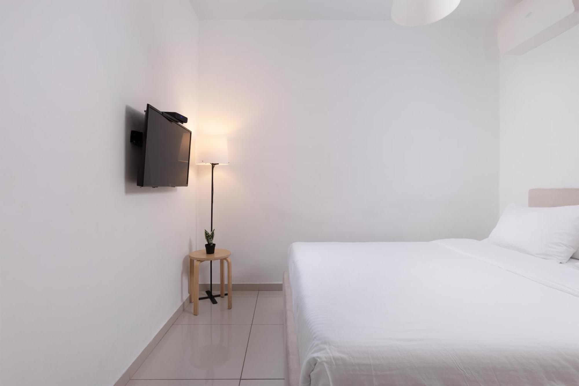 Melony Apartments Yam Suf Street Ейлат Екстериор снимка